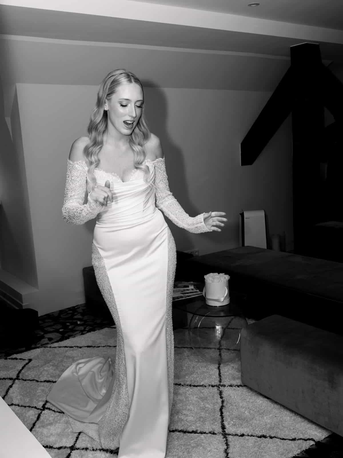 Bride glamorous wedding dress train wedding Schloss Kartzow