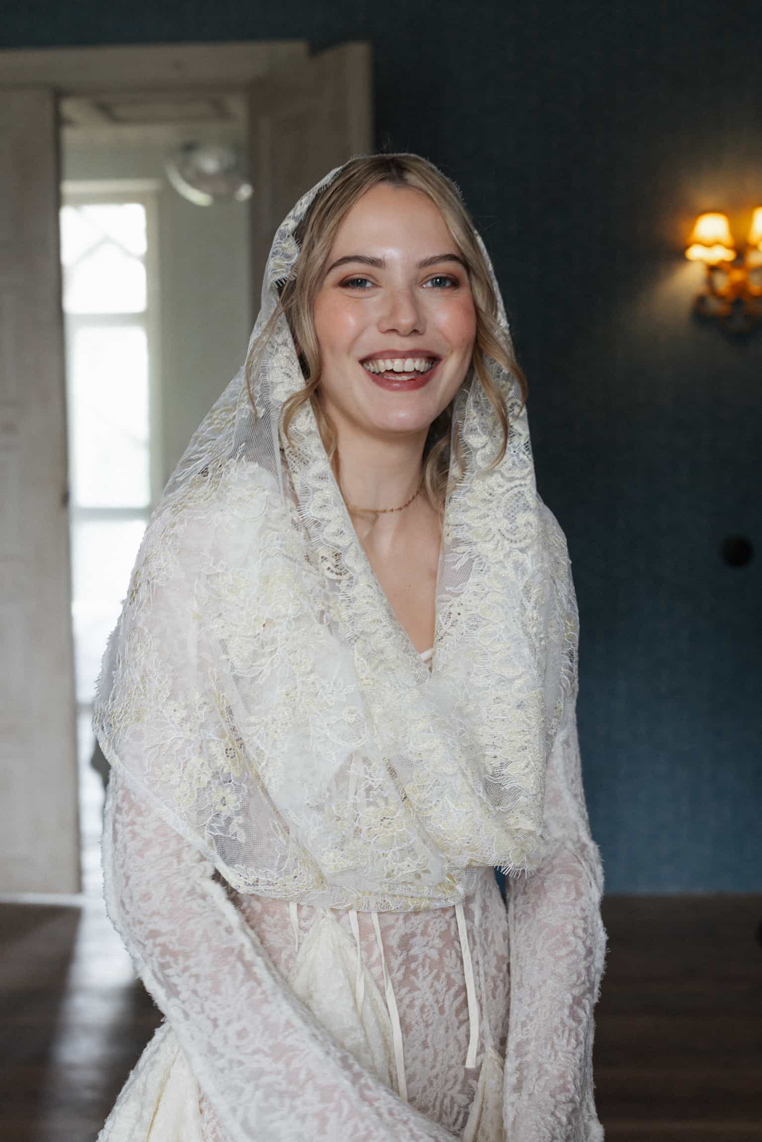 Authentic moment captured on the wedding day