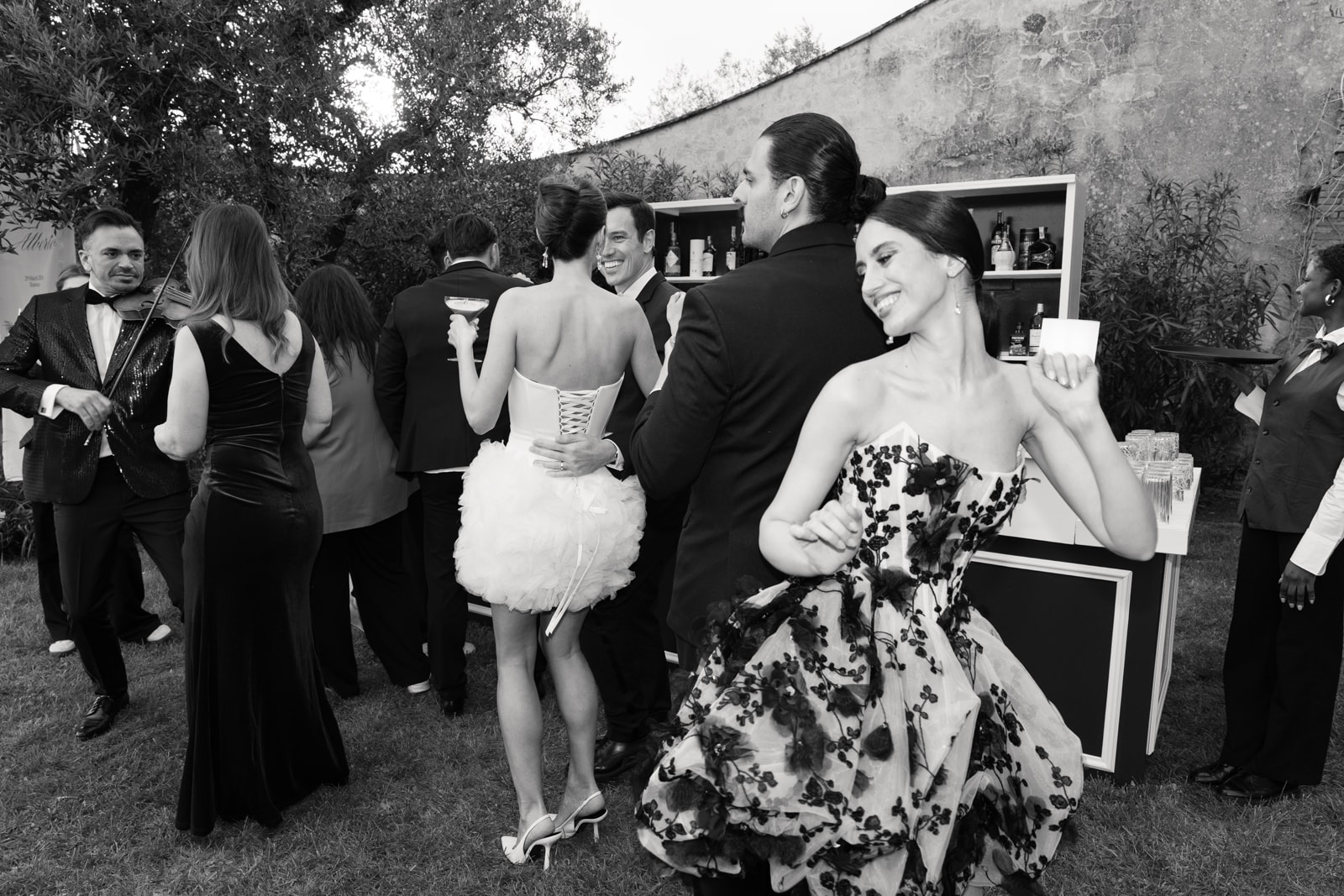 Wedding photography Villa Medicea di Lilliano Tuscany, documentary destination wedding Italy