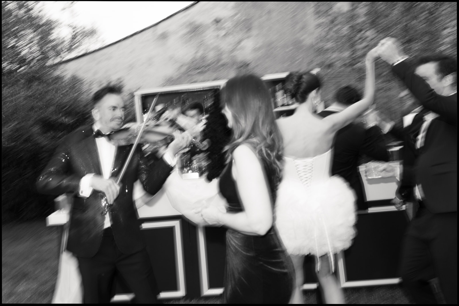 Wedding photography Villa Medicea di Lilliano Tuscany, documentary destination wedding Italy