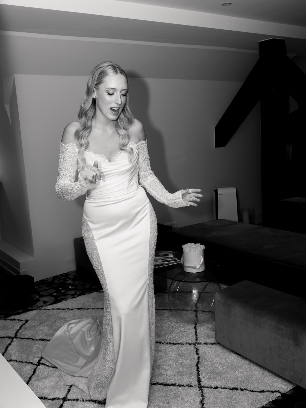 Braut glamouröses Brautkleid Schleppe Hochzeit Schloss Kartzow